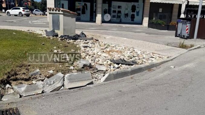 Distruggono due rotatorie, in un incidente stradale a Bastia Umbra, identificati e sanzionati gli autori