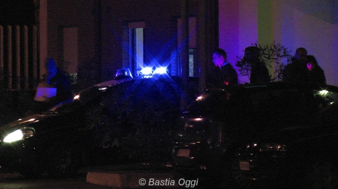 Gli stacca l'orecchio a morsi, finisce così una lite a Bastia Umbria
