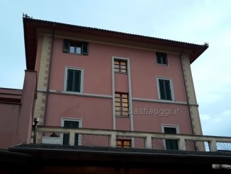 Centro accoglienza La Villa sospensione lavori integrata ordinanza