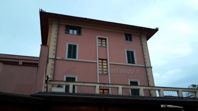 Centro accoglienza La Villa sospensione lavori integrata ordinanza