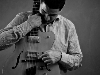 AcousticRoccaFestival, Simone Gubbiotti in concerto con il suo nuovo album