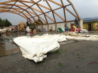 Violenta tromba d'aria a Bastia, grossi danni a Villaggio XXV Aprile