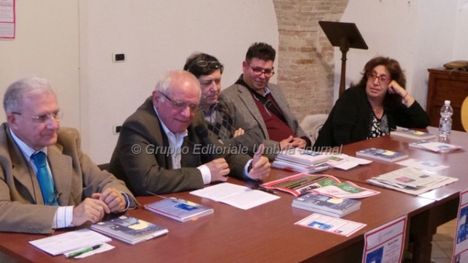 Poesie Giampaolo Bellucci presentate nella Sala delle Monache Benedettine