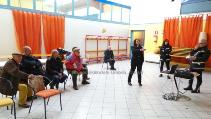 Sicurezza stradale, Polizia locale ha incontrato la città a Cipresso