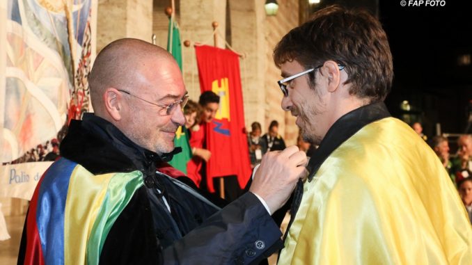 Michele Lombardi (Capitano Rione Sant'ANgelo) - Cerimonia di Ape Indagine su quattro cittadini al Palio, ma è la sfilata di Sant'Angelo