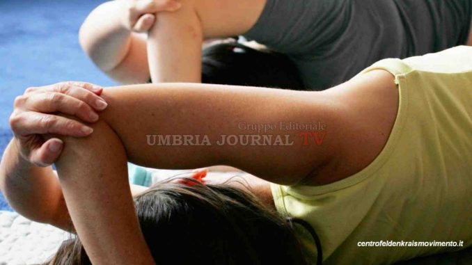 Movimento facile conoscersi attraverso il movimento metodo Feldenkrais