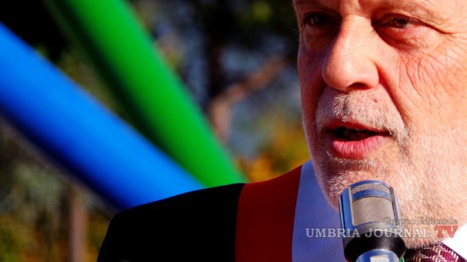 Stefano Ansideri, commosso, saluta la sua Città dopo dieci anni da sindaco di Bastia Umbra