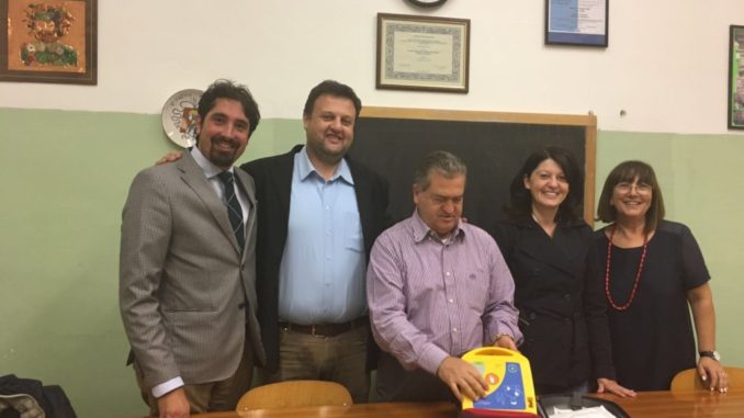I sei nuovi defibrillatori sono stati consegnati dal Comune di Bastia