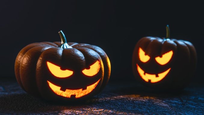 Zombie a Bastia Umbra, ma è per Hallowen in piazza Mazzini