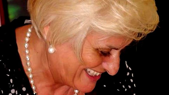 MARINELLA AMICO Pomeriggi insieme a Bastia Umbra con Marinella Amico con "Il panettone"