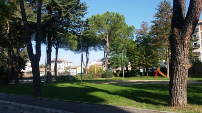 Fabrizia Renzini, storico campetto da calcio Fatigoni a Bastia Umbra no dell'Assessore