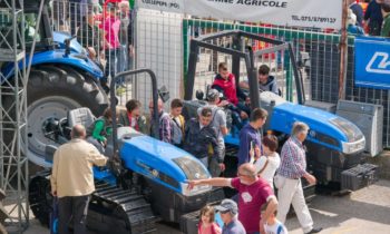 Falsa associazione ex carcerati "spillava" soldi ai visitatori di Agriumbria