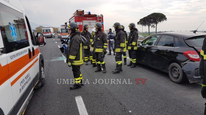 Incidente sulla 75 Centrale Umbra ad Ospedalicchio tre veicoli coinvolti e 6 feriti, uno grave