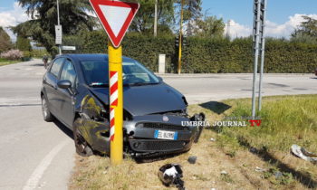 Incidente stradale a Bastia Umbra, donna albanese ferita