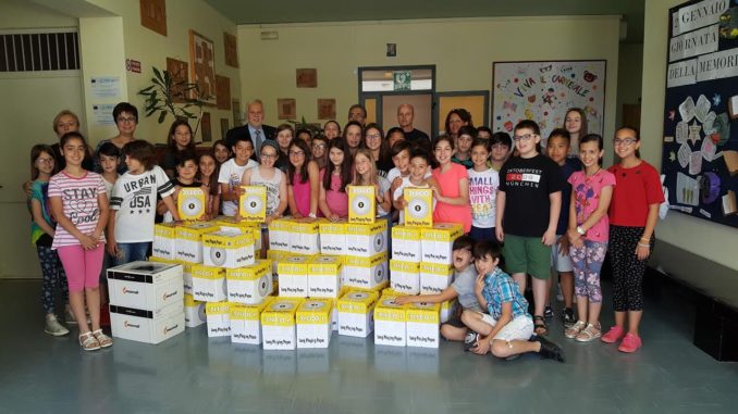 Si è concluso il Concorso Rompiamo le Scatole, consegnate alle scuole 1.321 risme di carta