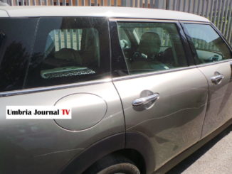 Infame gesto nella notte, danneggiata auto consigliere Fabrizia Renzini