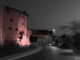 Giornata Nazionale dell’Afasia, Bastia Umbra illumina di rosso la Rocca baglionesca