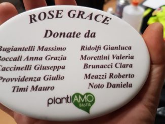 PiantiAmo Bastia, abbiamo ritirato le targhe e vi aspettiamo domani