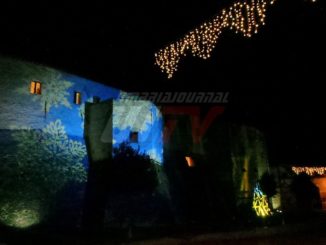 Nevicata di colori sulla Rocca Baglionesca a Bastia