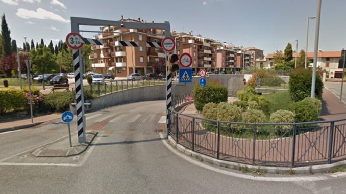 Incidente stradale a Bastia Umbra, bimba di sei anni investita
