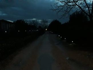 Luci a led in via Norcia a Bastia umbra, acquistate da chi ci abita