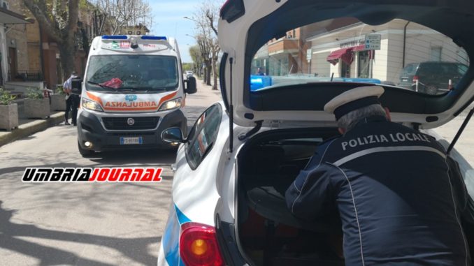 Incidente stradale a Bastia Umbra, auto investe una donna nei pressi del Centro storico