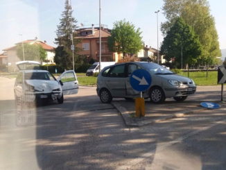 Incidente stradale a Villaggio XXV aprile per una mancata precedenza