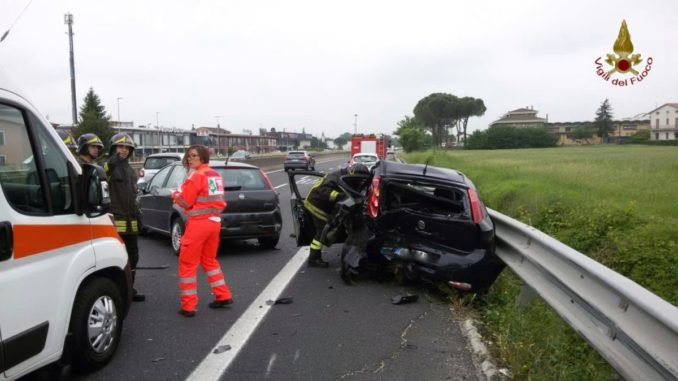 Incidente, tamponamento a catena sulla 75 Centrale Umbra, due feriti