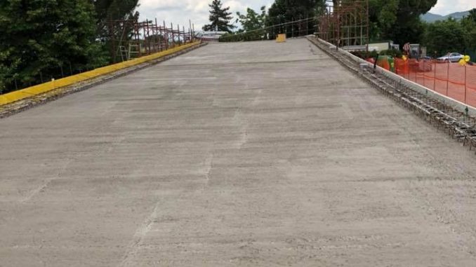Ultimi giorni di lavori e il Ponte sul Tescio a Bastia riaprirà