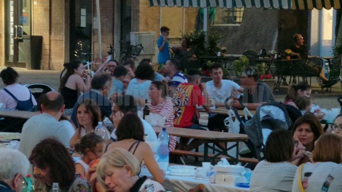 Pic Nic in Piazza Mazzini, comincia l'estate bastiola