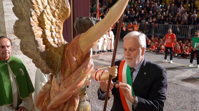 Rione Sant’Angelo con Sciapò inaugura sfilate Palio de San Michele 2018