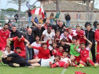 Bastia Calcio, si festeggia ancora la Serie D, tutti piazza
