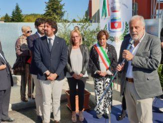 Scuola di XXV Aprile l’intervento del sindaco Paola Lungarotti