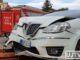 Auto a gpl si schianta contro un palo a Bastiola, tanti danni e panico | Foto
