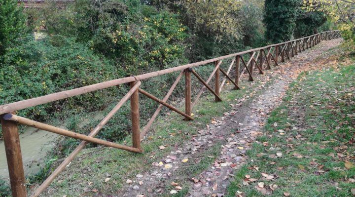 Palpeggiava le passanti lungo il percorso verde, i Carabinieri scoprono altri tre episodi