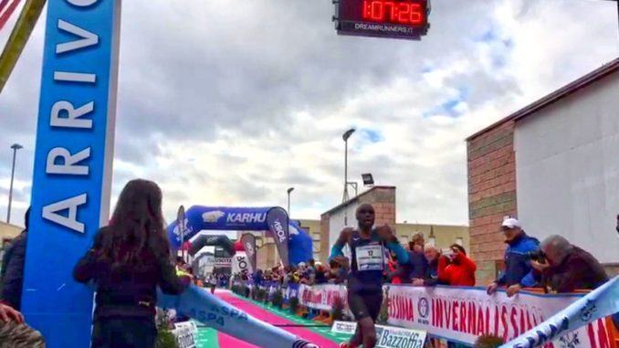 Simon Kibet Loitanyang vince l'Invernalissima 2019, anche il sindaco ha partecipato