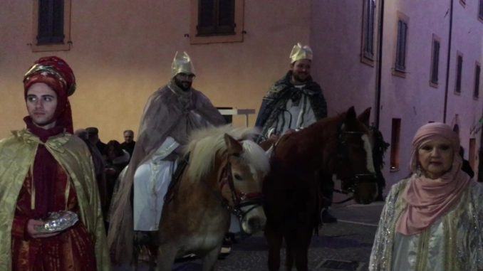Arrivano i Re Magi a Bastia alla prima edizione del presepe vivente