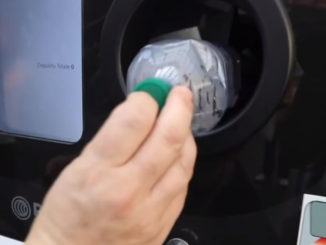 Bastia, finanziato un eco-compattatore “mangia plastica”