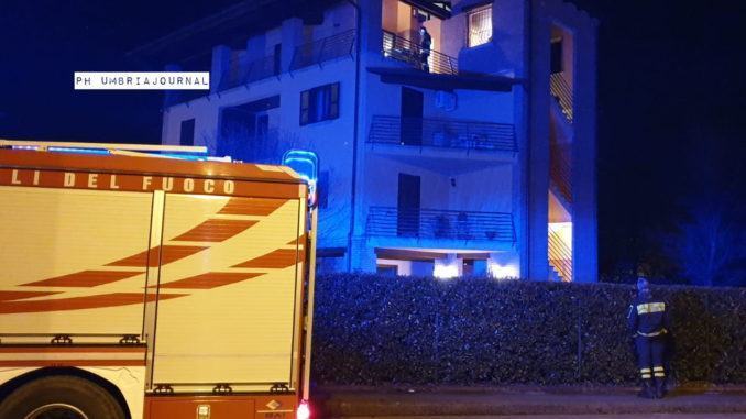 Incendio in via Aldo Moro a Bastiola, a fuoco una canna fumaria