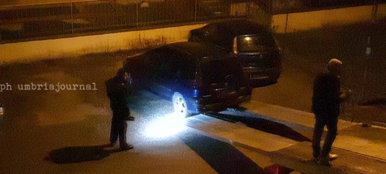 Blitz dei carabinieri, via due auto abbandonate a Bastiola di Bastia Umbra