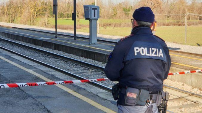 Muore investita da un treno a Bastia Umbra, indagini in corso