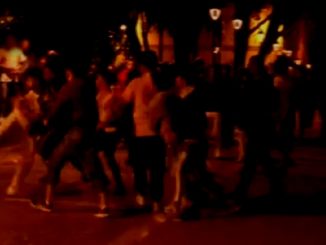 Mega rissa nella notte a Bastia Umbra, due gruppi si affrontano per una ragazza