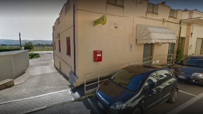 Chiude ufficio postale di Costano, o due giorni solo aperto, ma insomma