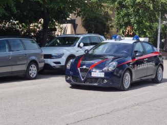 Bimbo cade dal terrazzo a Bastia Umbra, la zia lo acchiappa al volo e lo salva