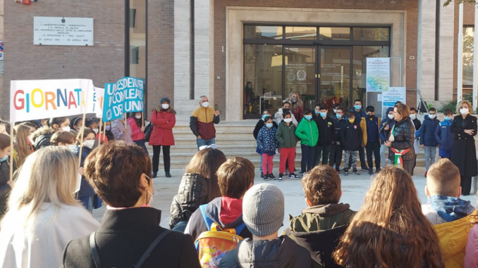 Una grande lezione dai nostri bambini e dalle nostre bambine