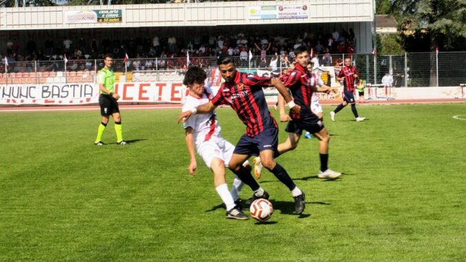Calcio, Rocchi al 60' e '76 stende il Bastia dando la vittoria per 0-2 alla Narnese