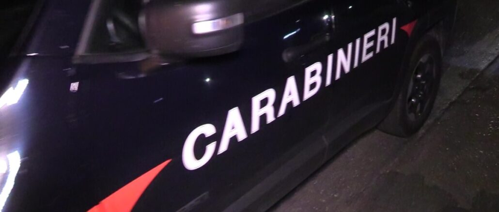 Circola con volto coperto durante la notte bianca a Bastia
