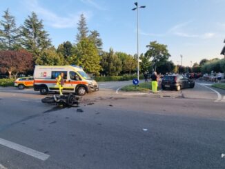 Auto contro moto ad Ospedalicchio, ferite due persone