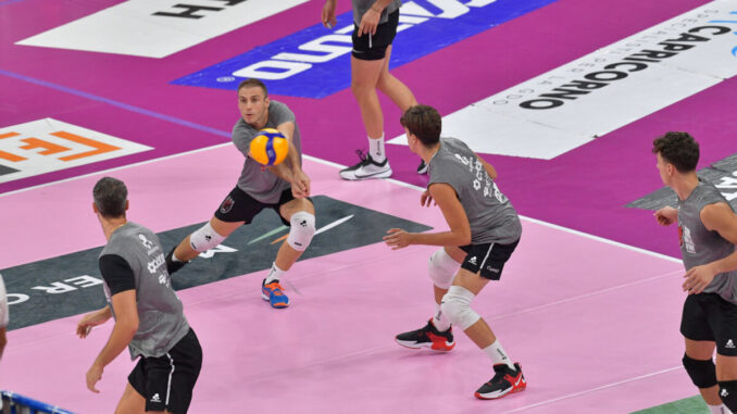 Al PalaBarton Perugia si impone per 3-1 contro Siena nel test match Al PalaBarton Perugia si impone per 3-1 contro Siena nel test match