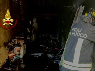 Incendio garage a Bastia Umbra: intervento dei Vigili del Fuoco